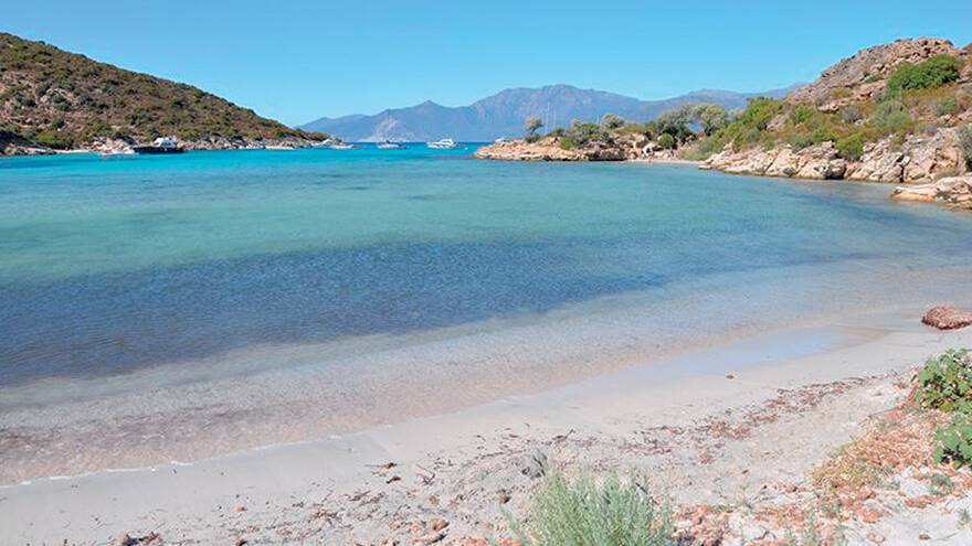 Plage en Corse
