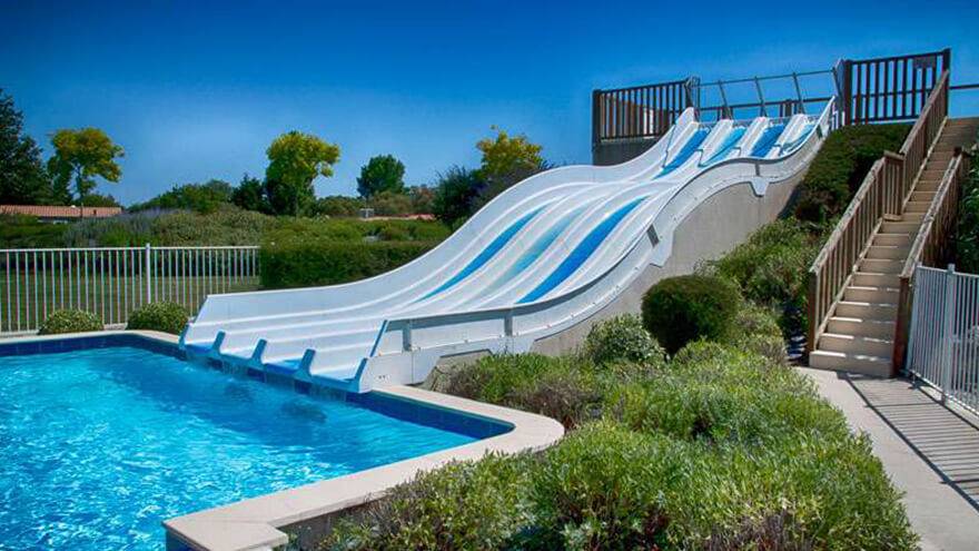 Grand toboggan vacances en Charente Maritime