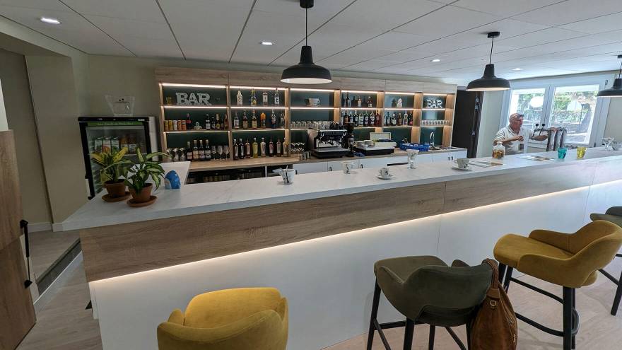 Espace bar moderne VTF Agde