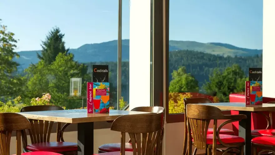 Vue depuis la salle de restaurant