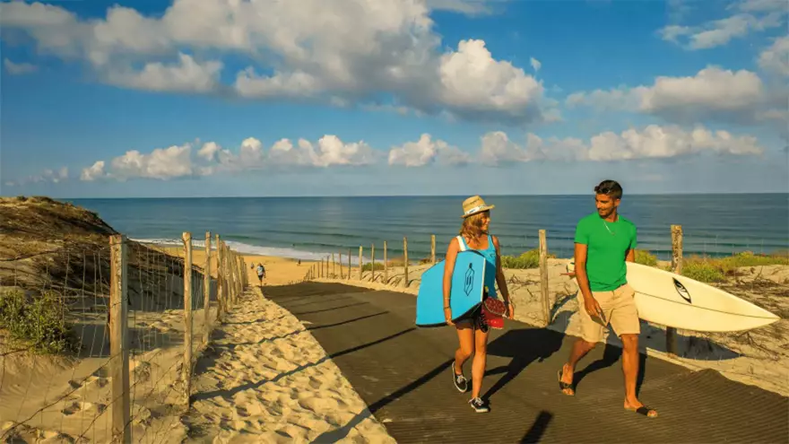 Biscarrosse ocean surf