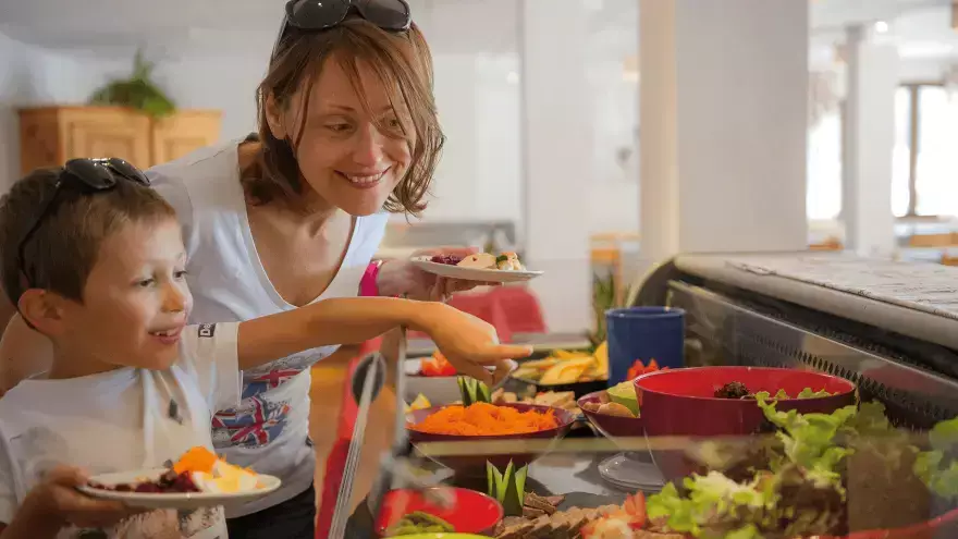 Tout compris avec restauration incluse