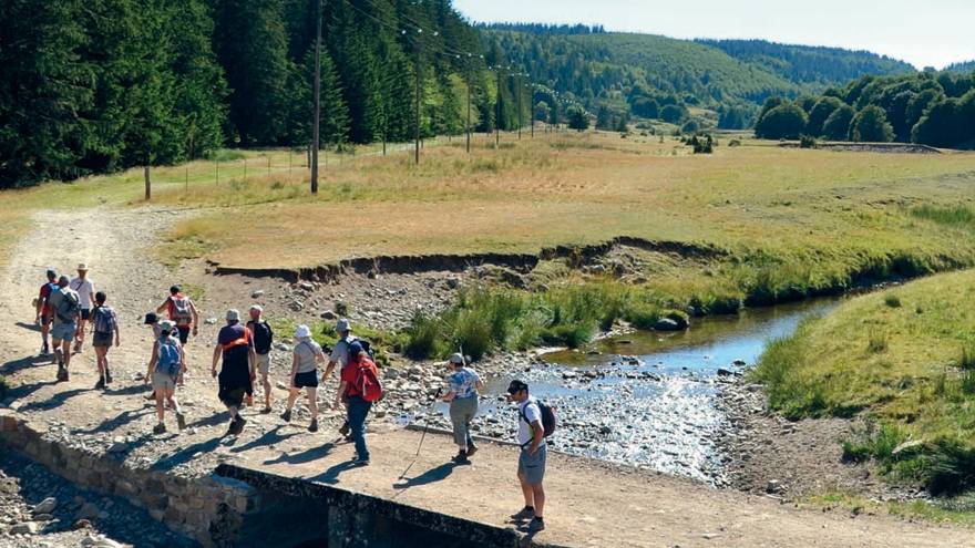 randonnée dans le parc naturel des Grandes Causses