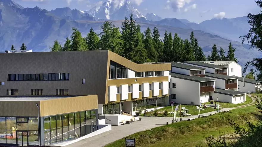 Vue générale sur le Dou de la Ramaz VTF La Plagne
