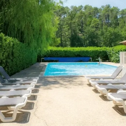 Piscine des Florans dans le Vaucluse