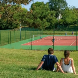 Court de tennis VTF Domaine du Peyrichoux