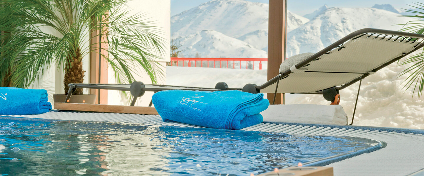 Spa avec vue sur les montagnes à l'Alpe d'Huez